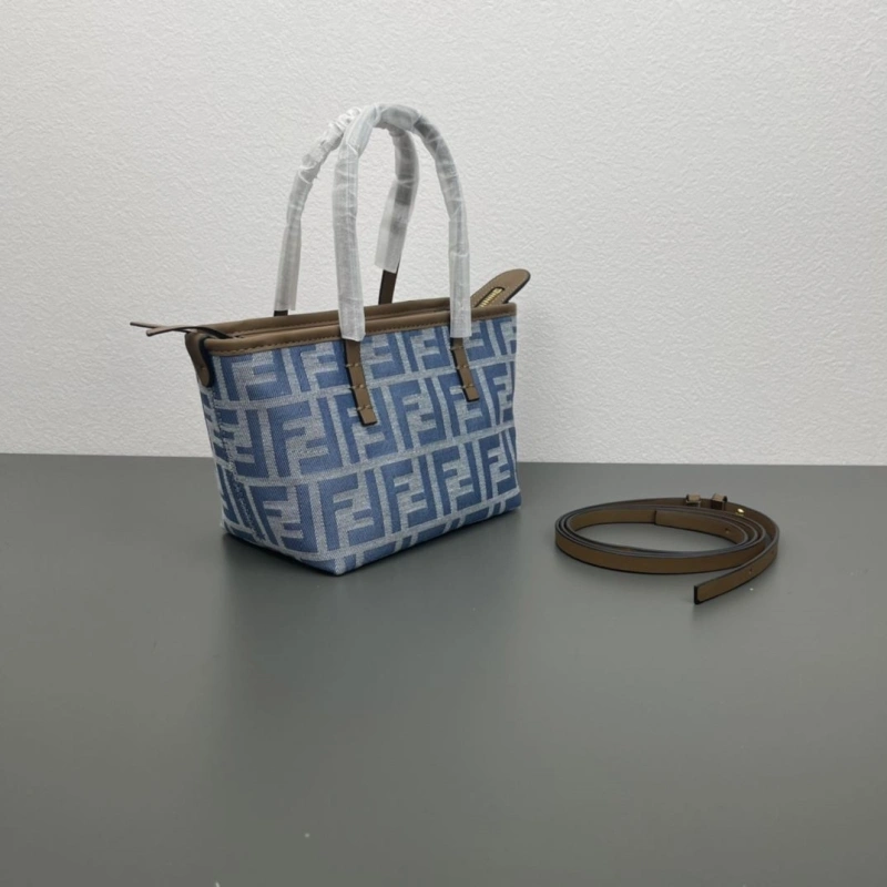 F**di shopping bags 4220a-0699