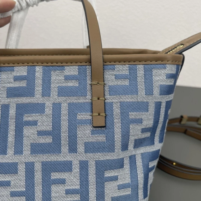 F**di shopping bags 4220a-0699