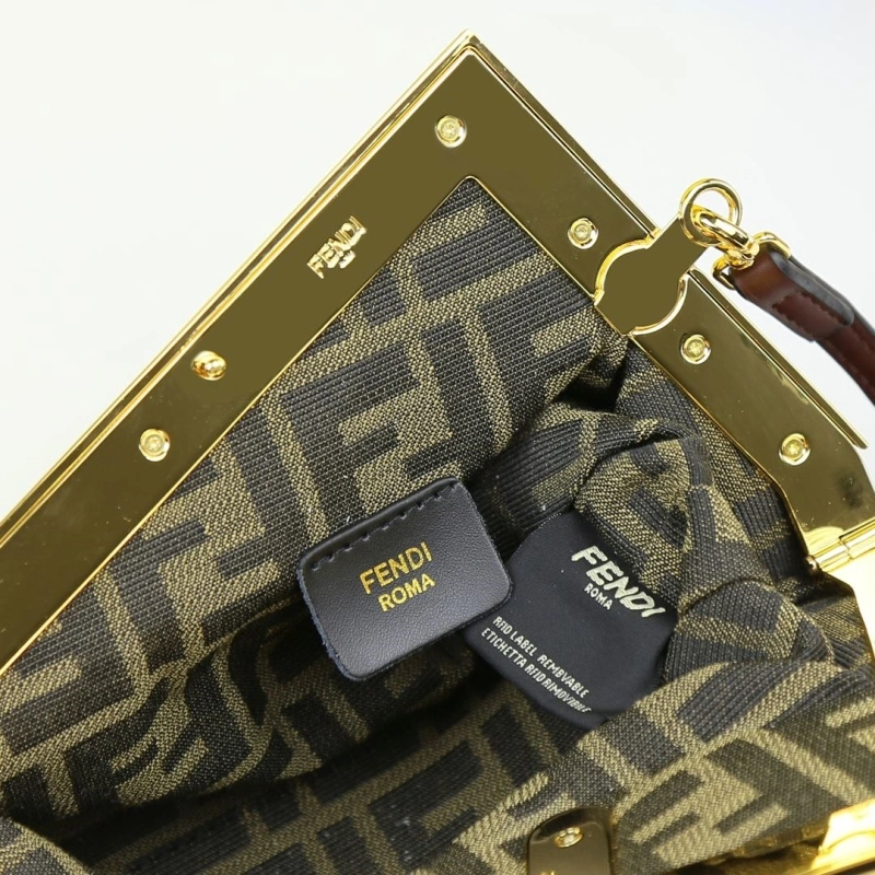 F**di first bags 4220a-0742