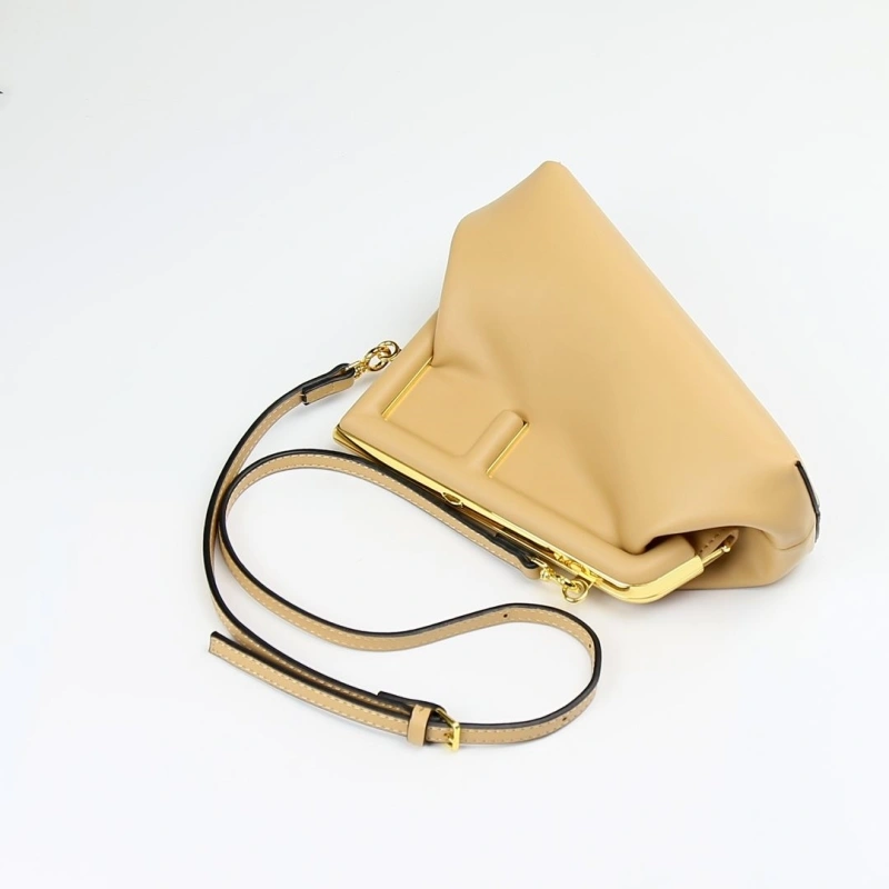 F**di first bags 4220a-0743