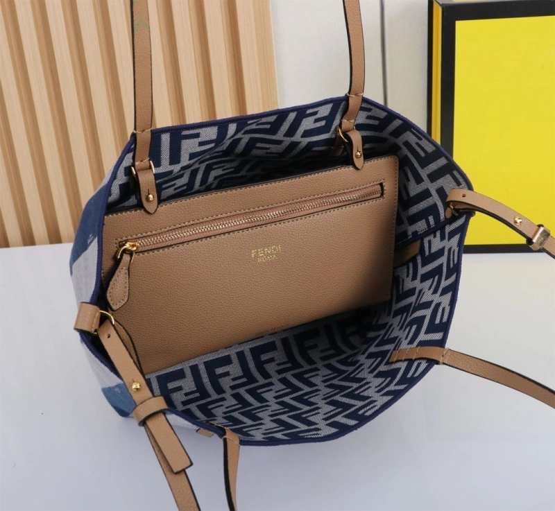F**di shopping bags 4220a-0749