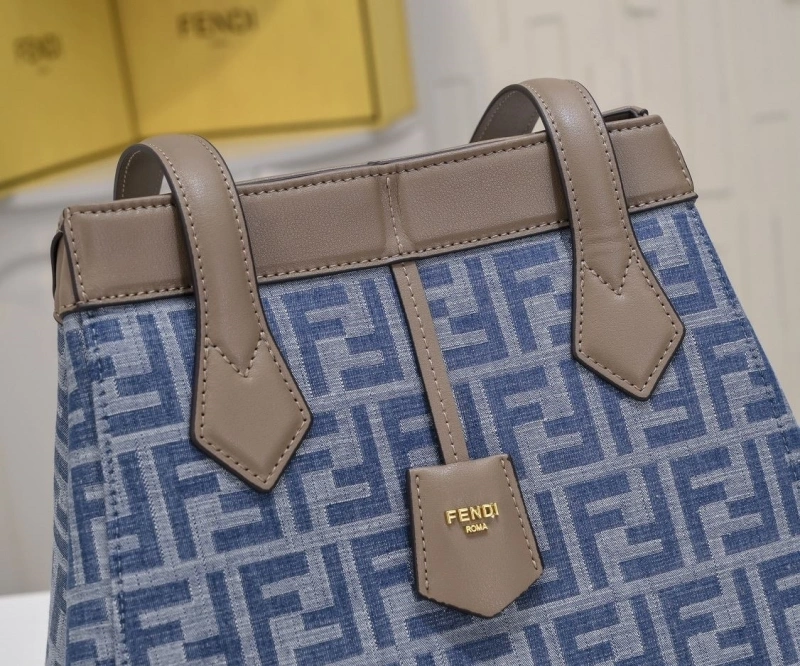 F**di shopping bags 4220c-0016