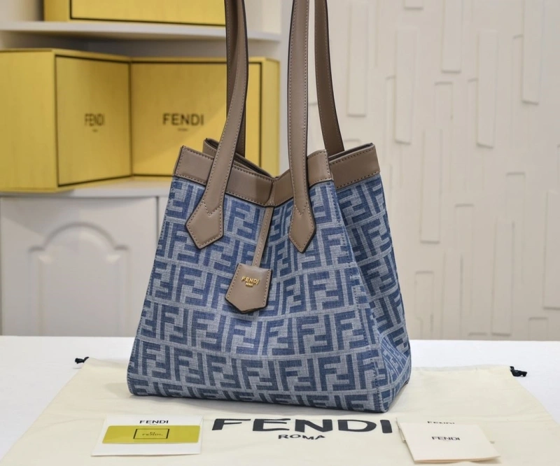 F**di shopping bags 4220c-0016