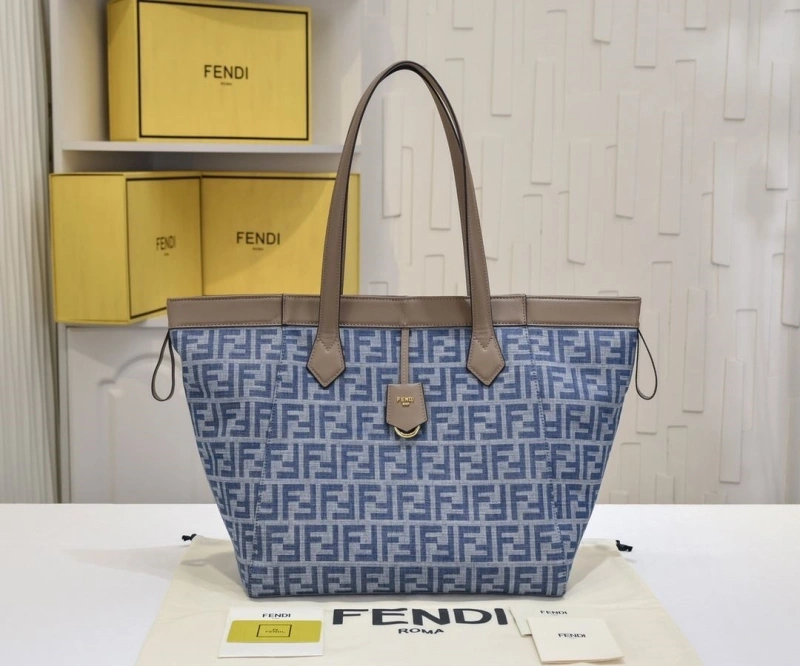 F**di shopping bags 4220c-0017