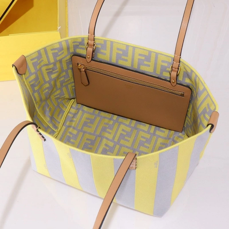 F**di shopping bags 4220c-0023