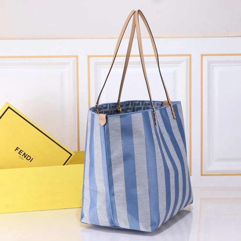 F**di shopping bags 4220c-0026
