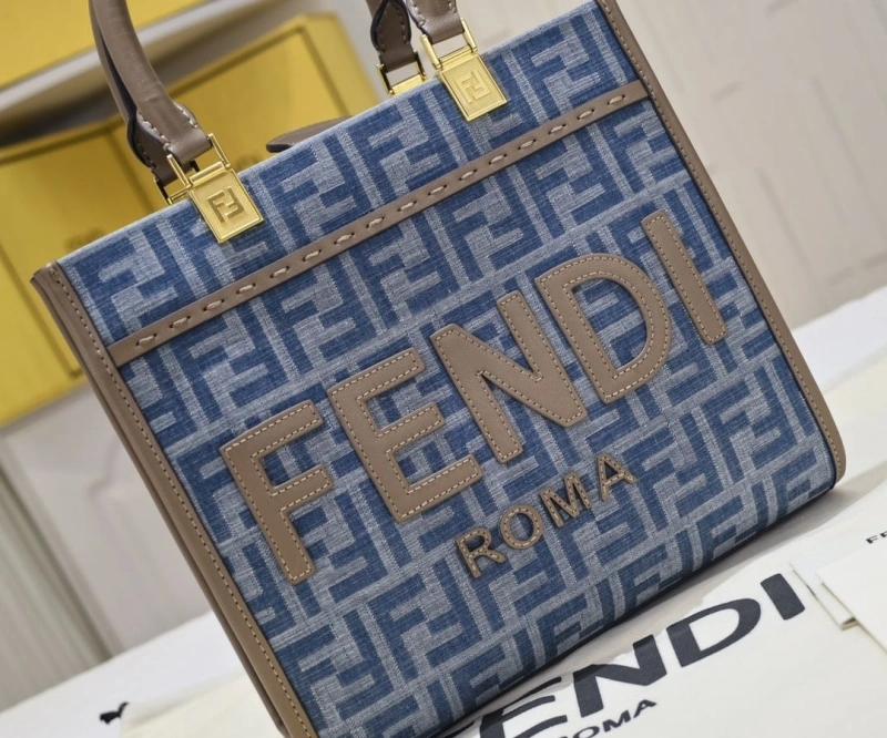 F**di shopping bags 4220c-0029