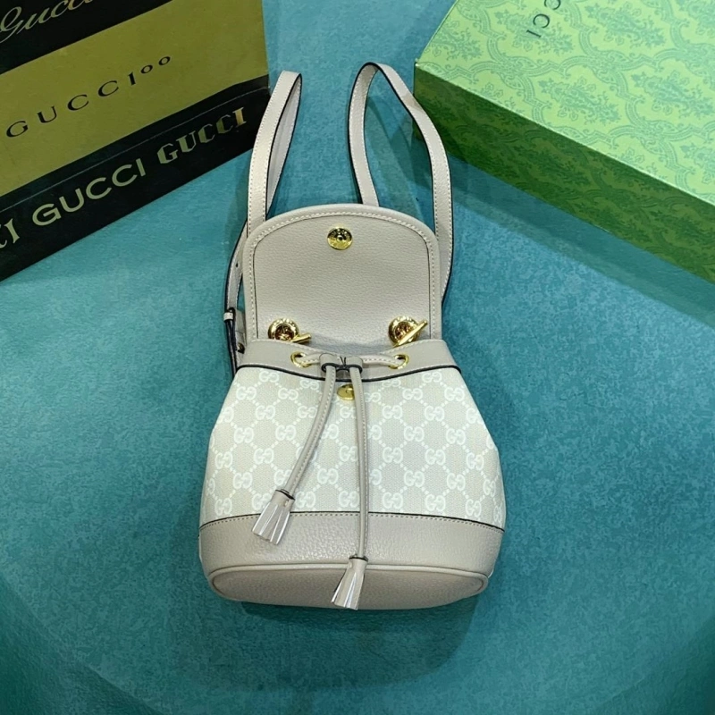 Gvc*1 backpacks 4220c-0088
