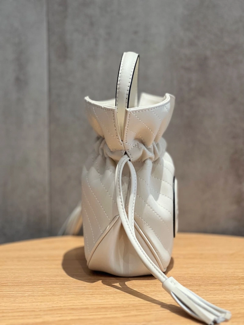 Gvc*1 bucket bags 4220c-0107