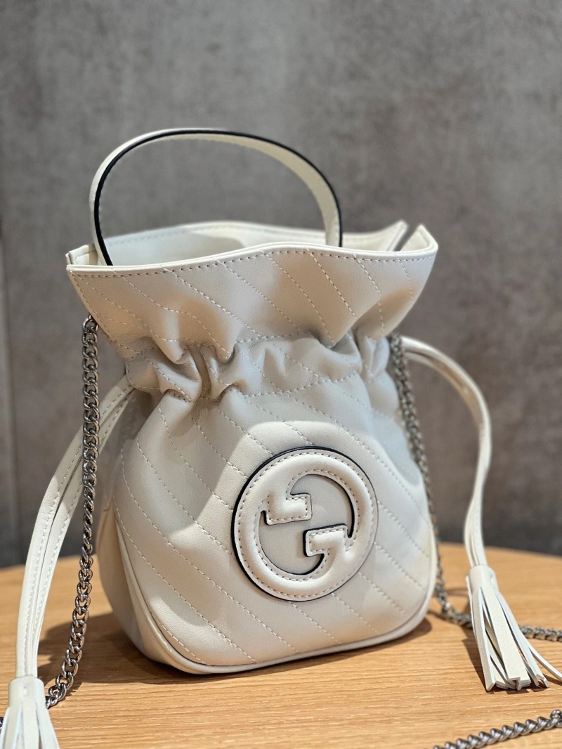Gvc*1 bucket bags 4220c-0107