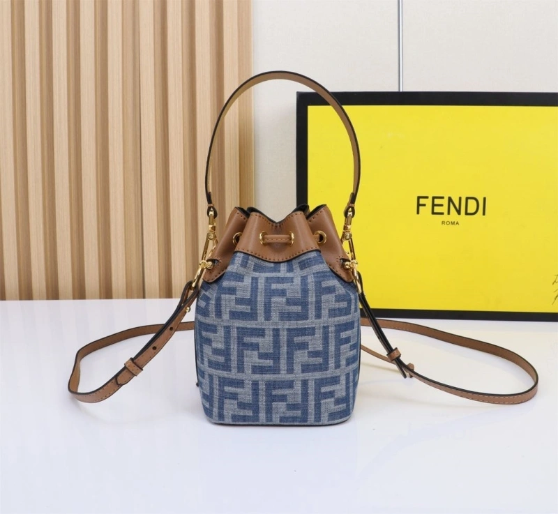 F**di bucket bags 4220c-0177