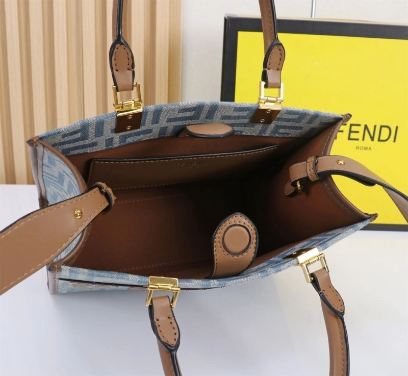 F**di shopping bags 4220c-0179