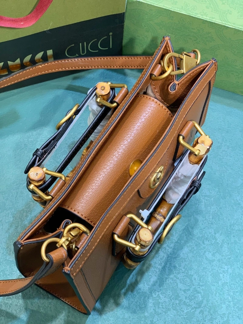 Gvc*1 top handle bags 4220c-0226