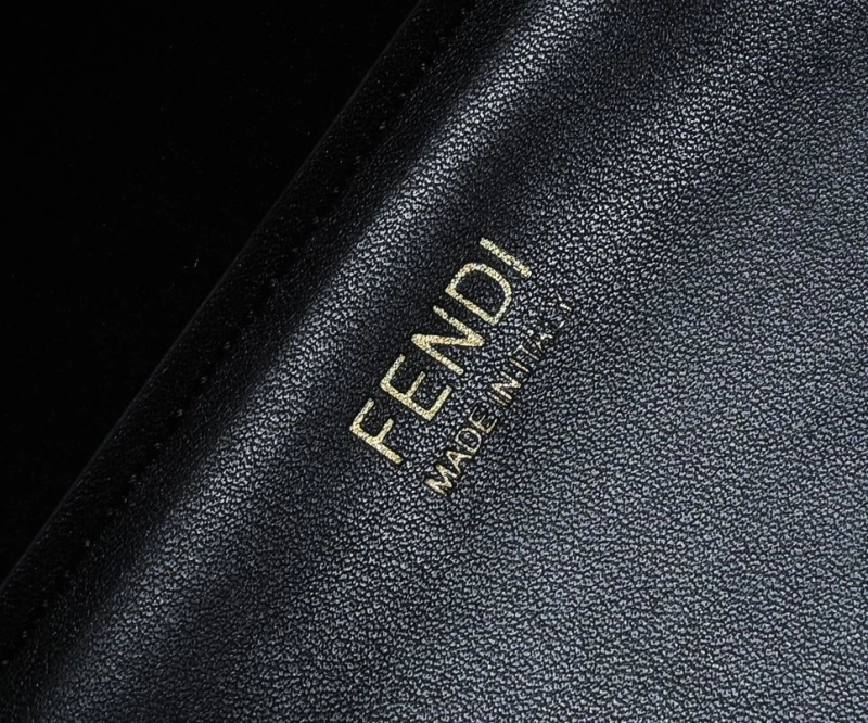 F**di shopping bags 4220c-0230