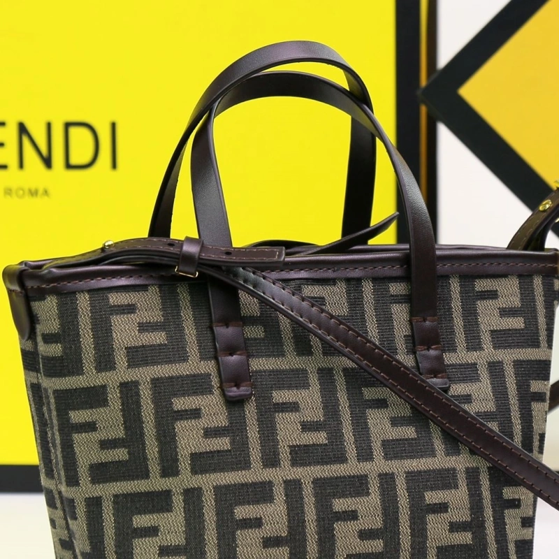 F**di shopping bags 4220c-0238