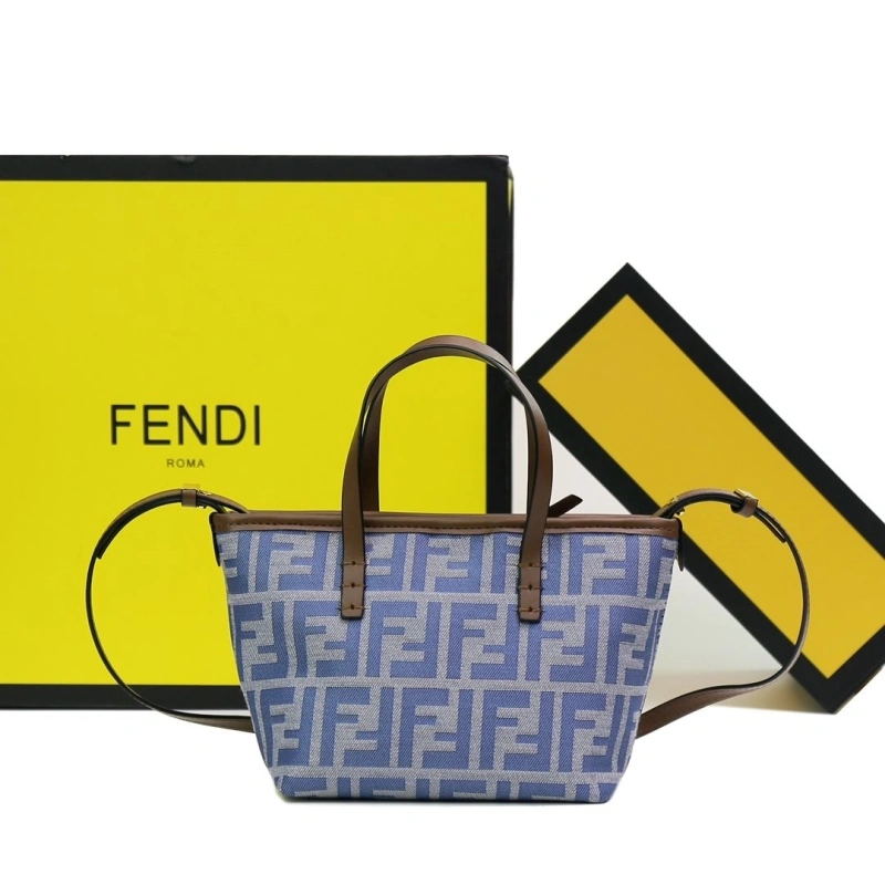 F**di shopping bags 4220c-0239
