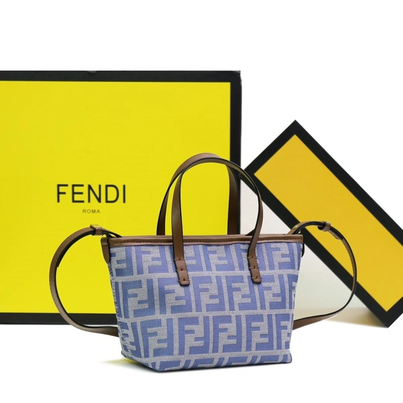 F**di shopping bags 4220c-0239