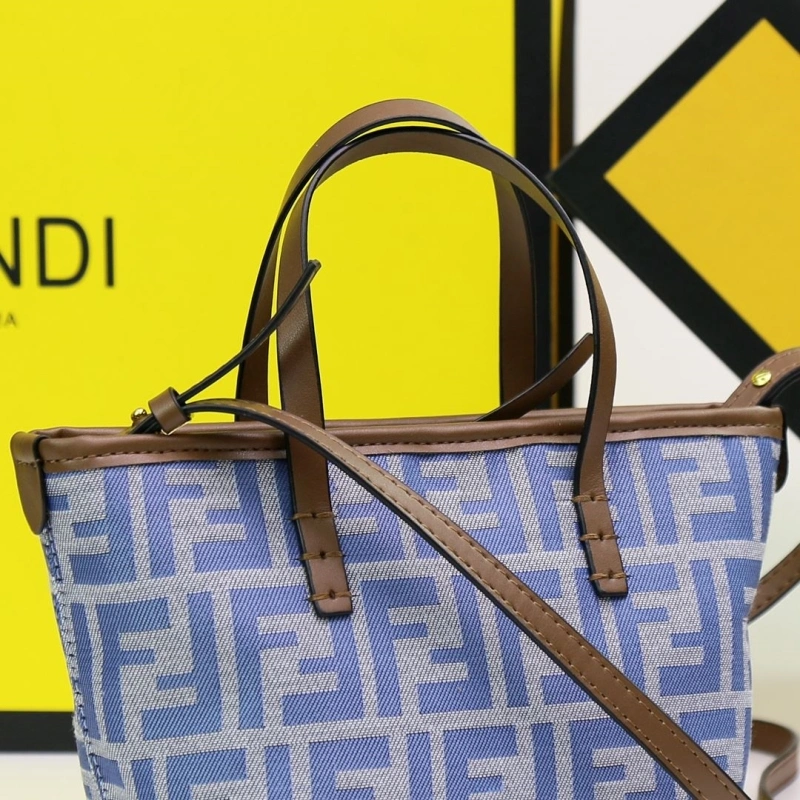 F**di shopping bags 4220c-0239