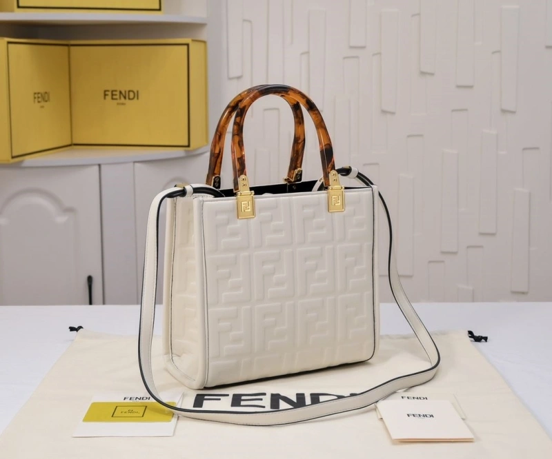 F**di shopping bags 4220c-0269