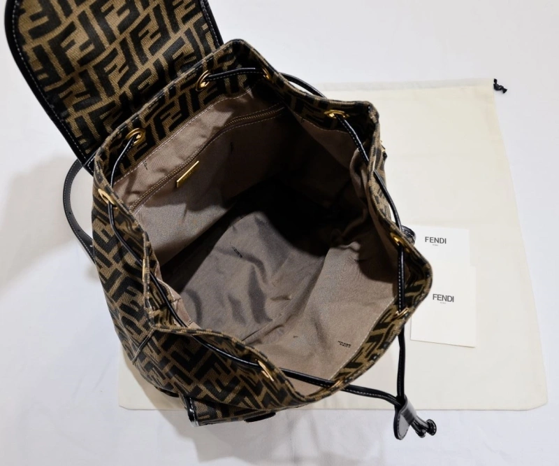 F**di backpacks 4220c-0276