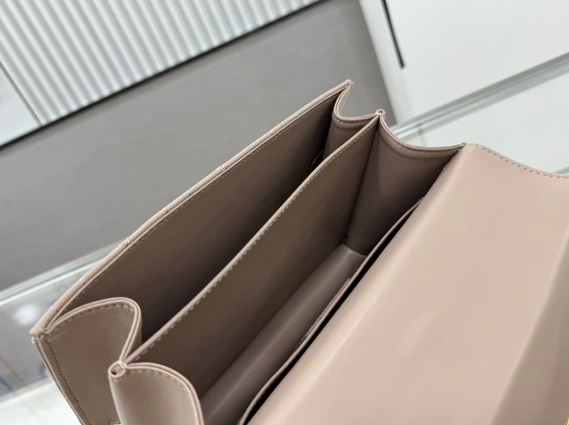 D10r top handle bags 4220c-0295