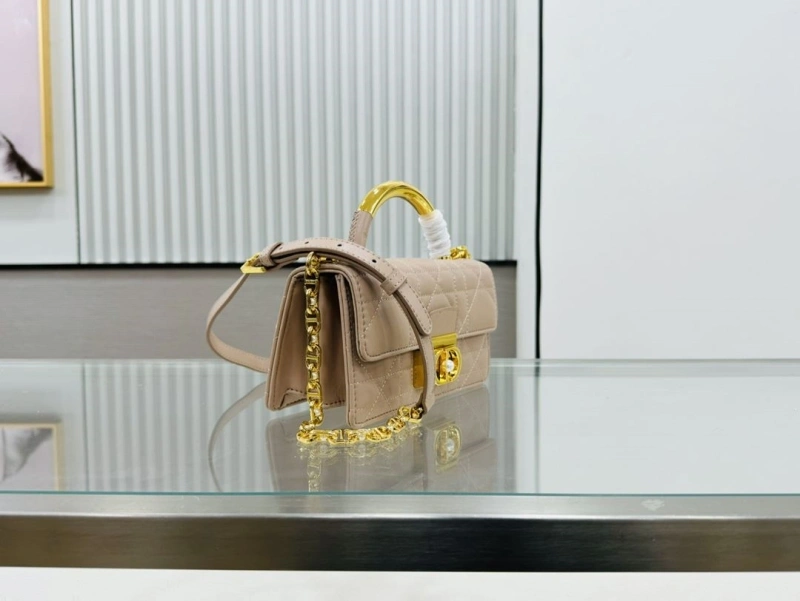 D10r top handle bags 4220c-0297