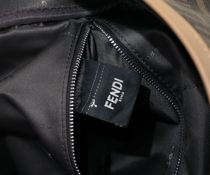 F**di backpacks 4220c-0330