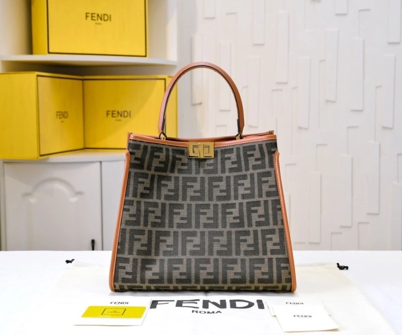 F**di shopping bags 4220c-0333