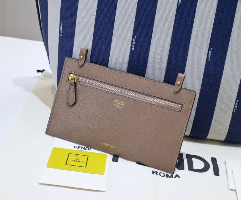 F**di shopping bags 4220c-0339