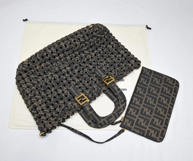 F**di shopping bags 4220c-0349