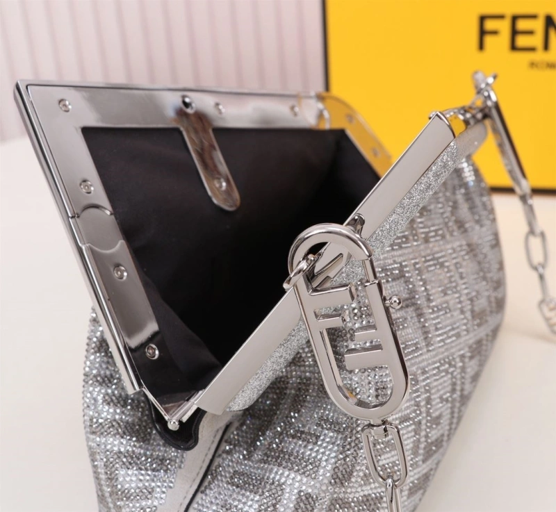 F**di first bags 4220c-0427