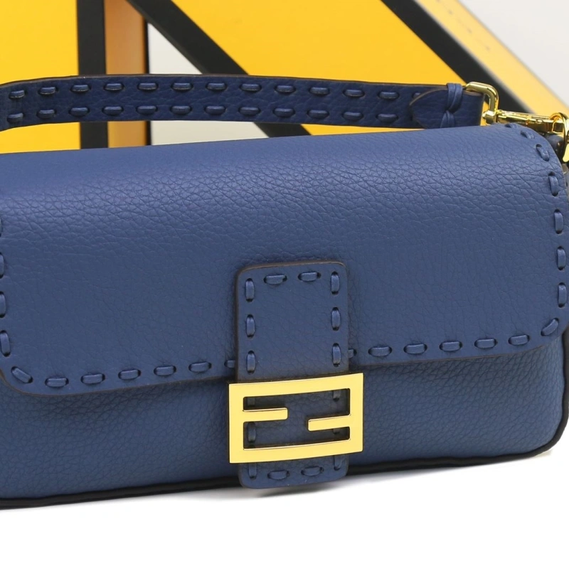 F**di baguette bags 4220d-0031