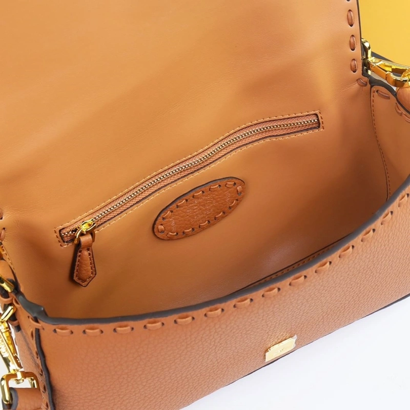 F**di baguette bags 4220d-0032