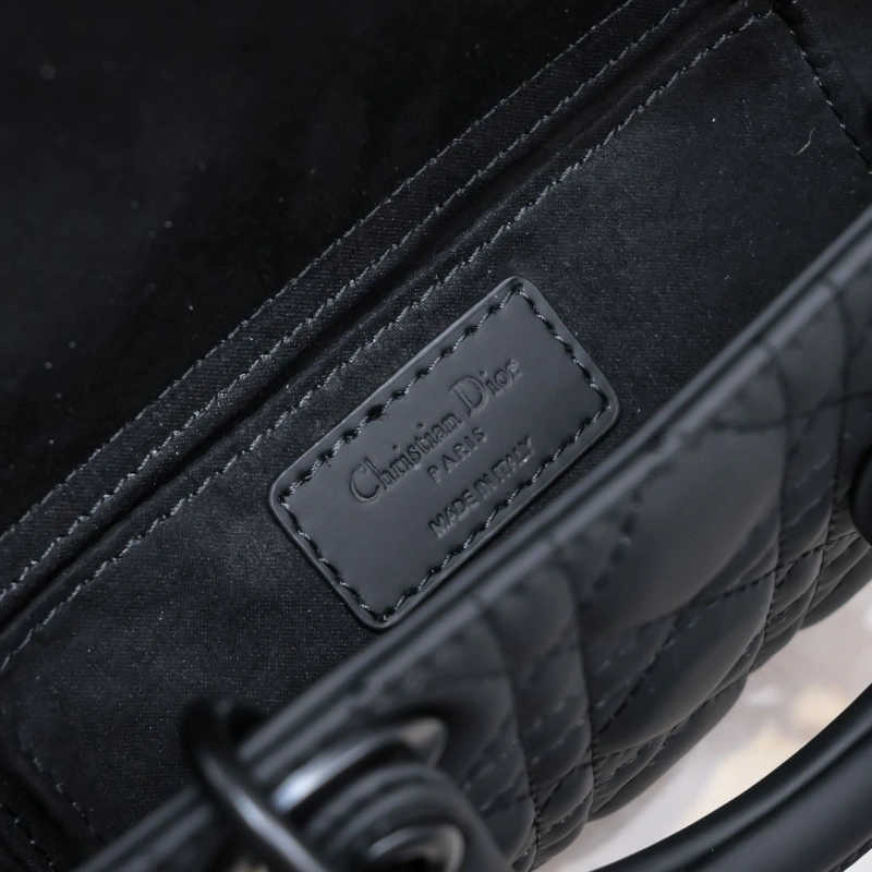 D10r top handle bags 4220d-0049