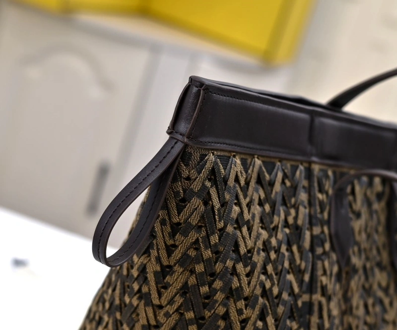 F**di shopping bags 4220d-0104