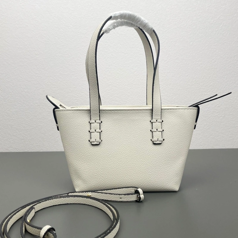 F**di shopping bags 4220d-0152