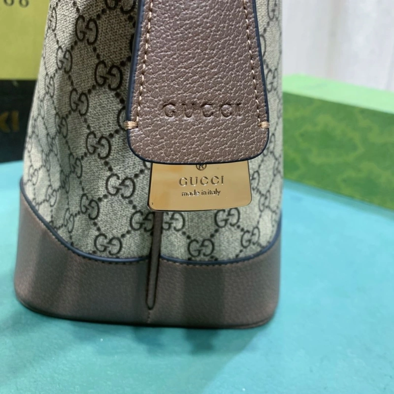 Gvc*1 satchel bags 4220d-0340
