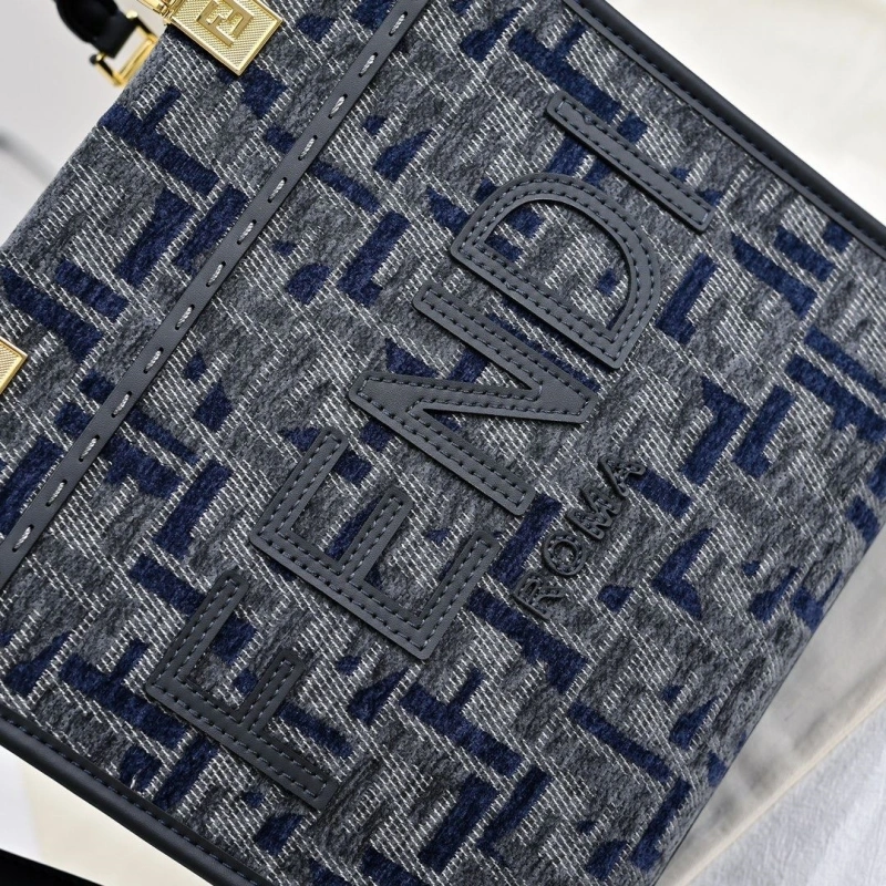 F**di shopping bags 4220d-0502