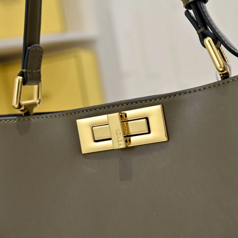 F**di top handle bags 4220d-0511