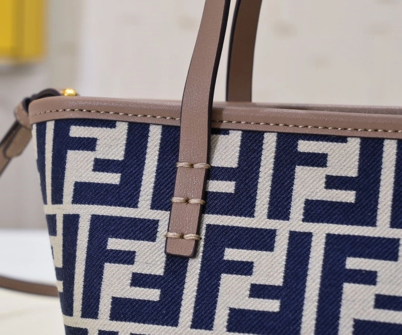 F**di shopping bags 4220d-0516