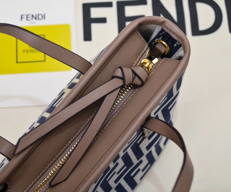F**di shopping bags 4220d-0516