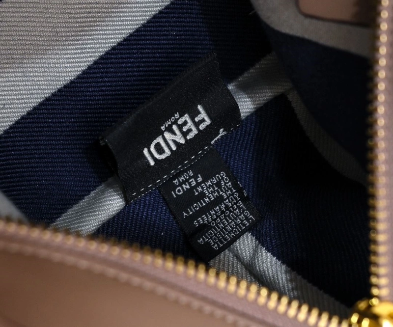 F**di shopping bags 4220d-0516