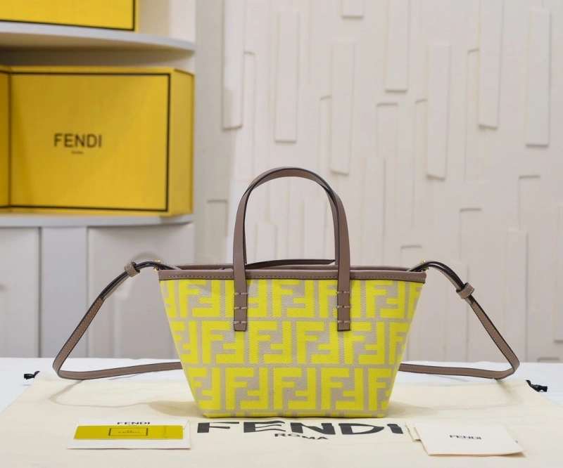 F**di shopping bags 4220d-0517
