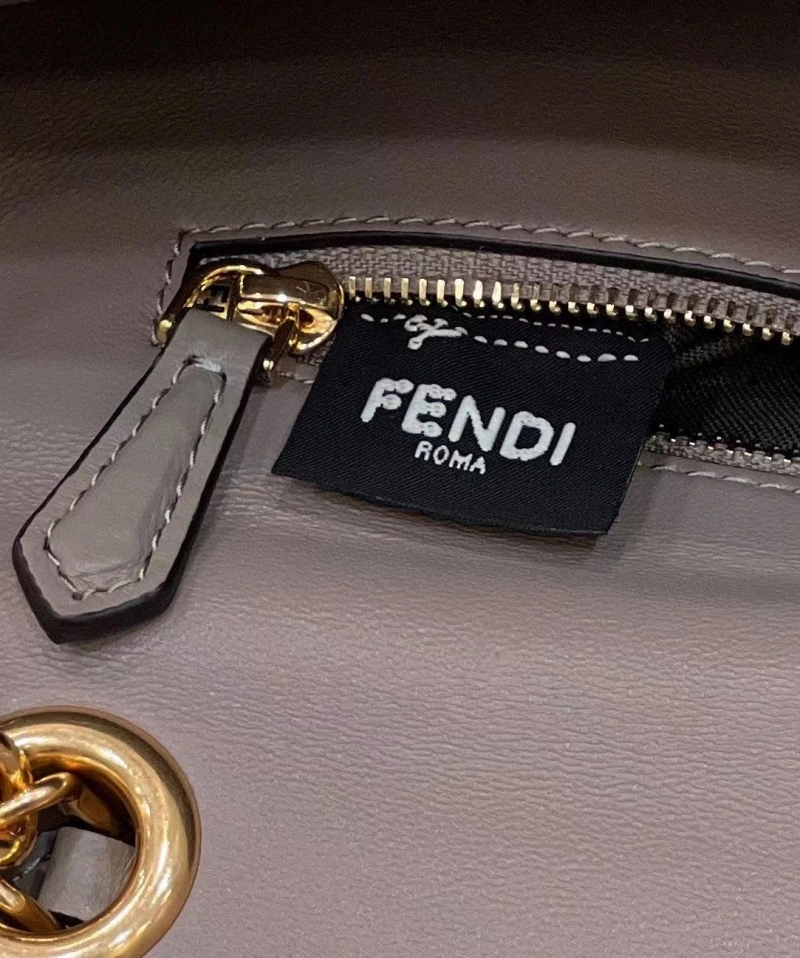 F**di baguette bags 4222c-0048