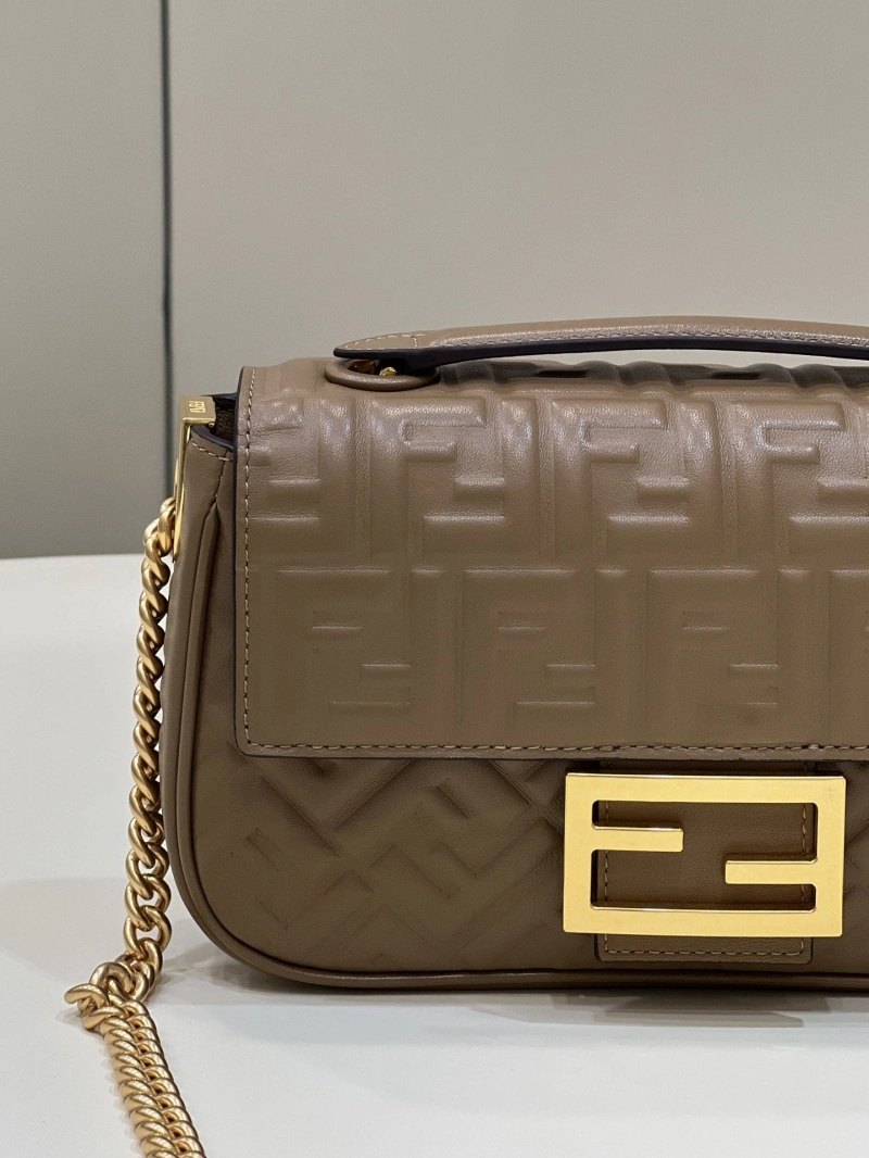 F**di baguette bags 4222c-0049