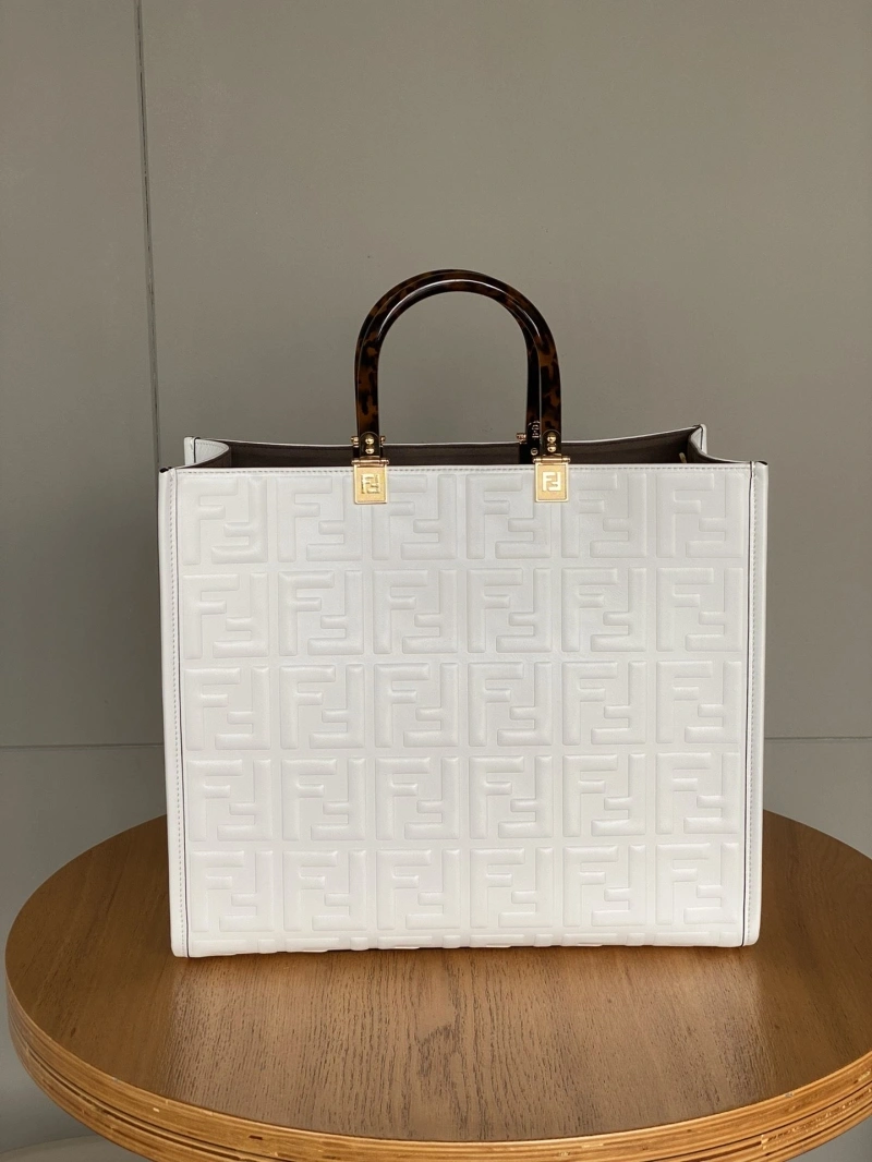 F**di shopping bags 4222c-0051