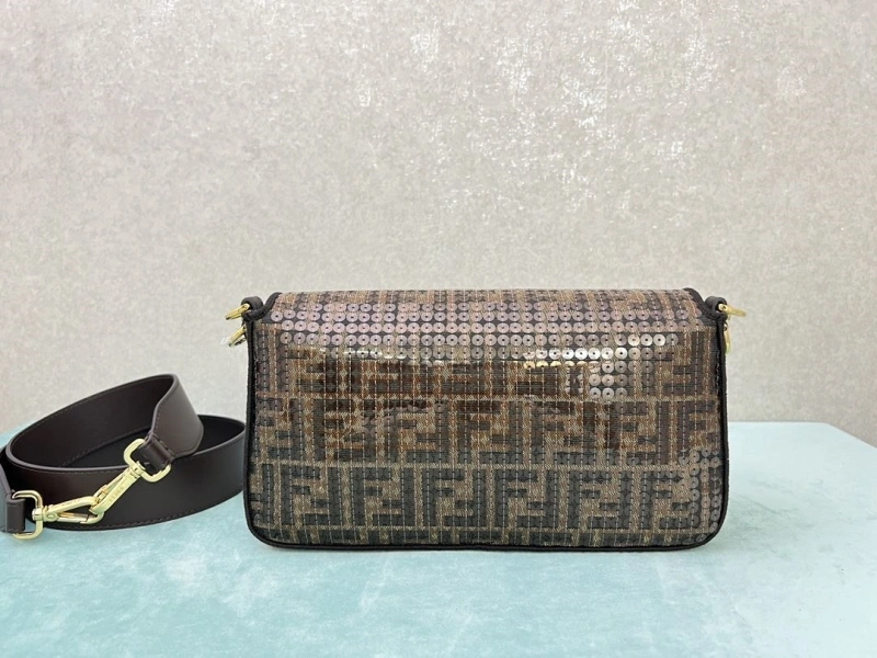 F**di baguette bags 4222c-0064