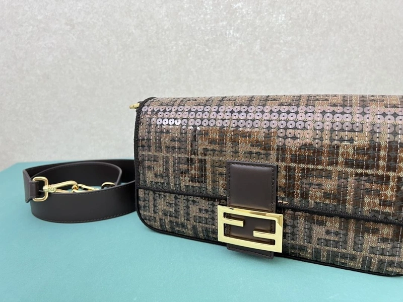F**di baguette bags 4222c-0064