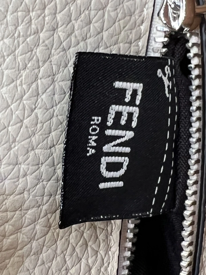 F**di top handle bags 4222c-0067