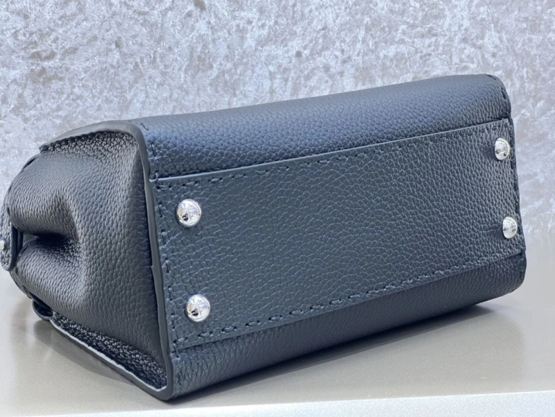 F**di top handle bags 4222c-0068